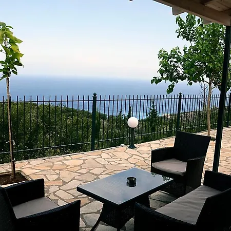 Evi΄s Apartment *
