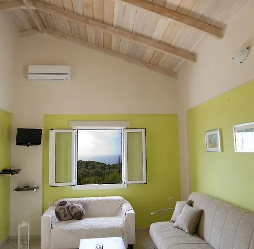 Evi΄s Apartament Áyios Nikítas